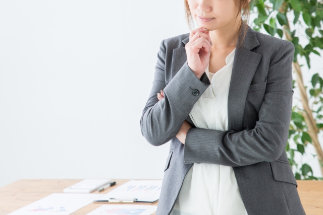 健康情報館 - 妊娠中のテーブル。妊娠チャート 妊娠初期 1～4週 1ヶ月 5～8週 2ヶ月 9～13週 3ヶ月 妊娠中期 14～17週 4ヶ月 18～21週 5ヶ月 22～26週 6ヶ月 妊娠後期 27～30週 7ヶ月31～35週 8ヶ月 36～42週 9ヶ月 