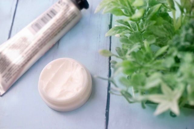 妊娠線 と 正中線 に対して出来ること 産婦人科オンラインジャーナル